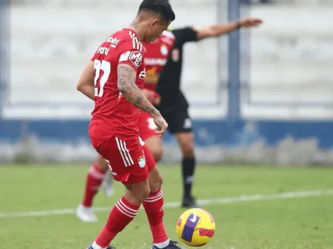 El penal de Yoshimar Yotún fallado por picarla debió ser repetido