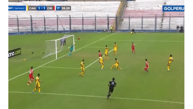 Golazo de Yoshimar Yotún vs. Academia Deportiva Cantolao