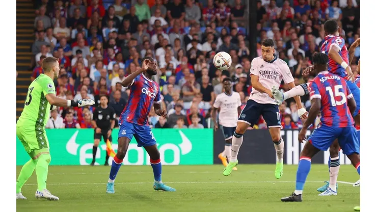 Gabriel Martinelli marcó el primer gol de la temporada en la Premier