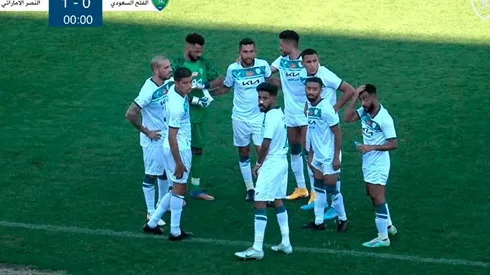 Alex Valera sumó sus primeros minutos con Al-Fateh en duelo amistoso de pretemporada. Foto: Difusión