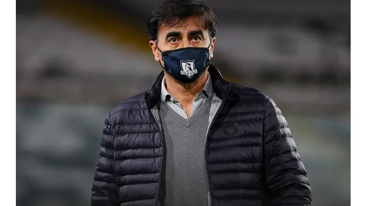 DT de Colo Colo aclaró el tema del supuesto contacto con la FPF. Foto: Colo Colo
