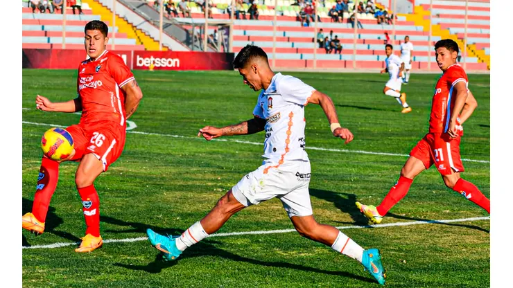 Cienciano venció por la mínima diferencia a Ayacucho FC.