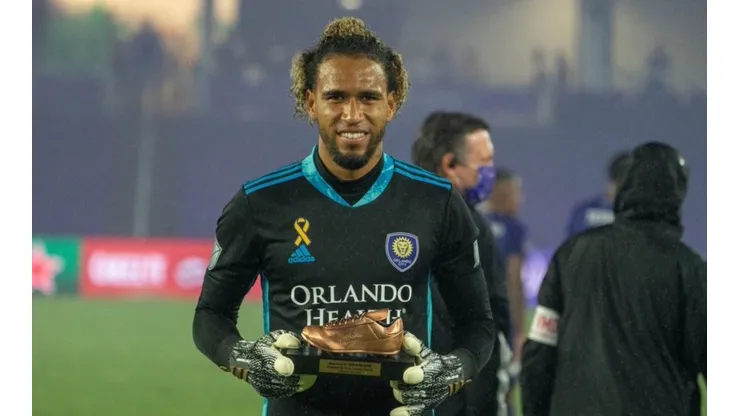 Pedro Gallese fue tendencia en Twitter por parte de hinchas del Leicester de la Premier League. Foto: Orlando City