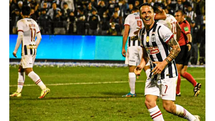 Alianza Lima vs. Alianza Atlético: Pablo Lavandeira anotó el 1-0 para los blanquiazules