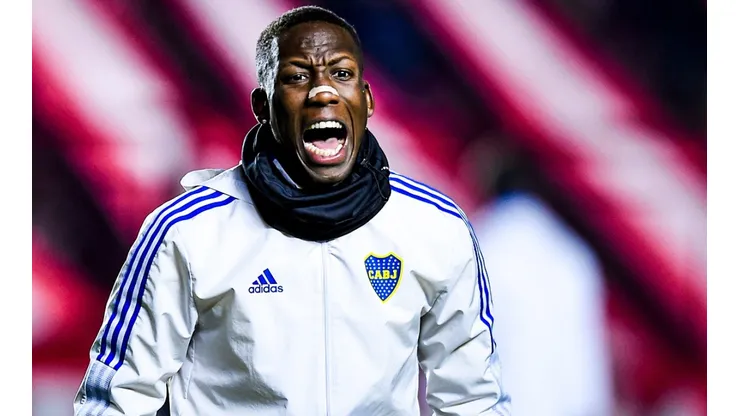 Enciende las alarmas: Advíncula entrenó diferenciado en Boca. (Foto: Getty Images)