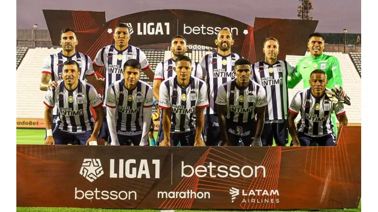 Alianza Lima y el once que buscará conseguir su cuarta victoria consecutiva en la Liga 1. Foto: Liga de Fútbol Profesional