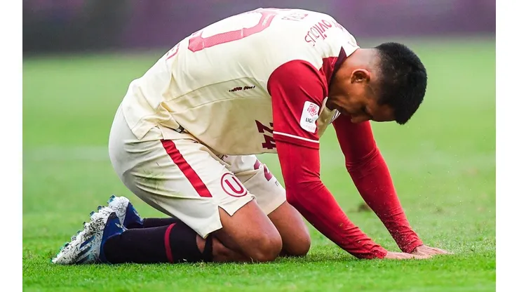 Los 3 errores que cometió Universitario en la posible venta de Alex Valera. (Foto: Liga de Fútbol Profesional)