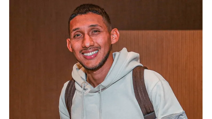 Christofer Gonzáles se sumó a la pretemporada de su club.