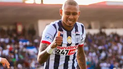 Luego de su gol, Arley se inclinó por su preferido en Alianza. (Foto: Liga de Fútbol Profesional)