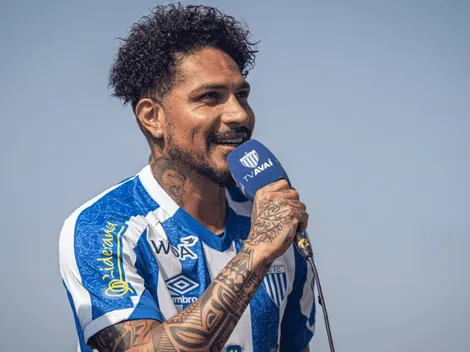 Paolo Guerrero fue presentado oficialmente en el Avaí de Brasil
