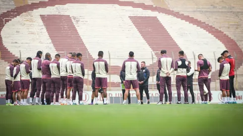 Con Succar de 9: el 11 de Universitario ante Stein. (Foto: Twitter Universitario)