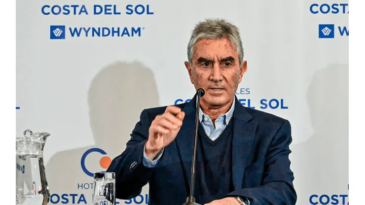 Juan Carlos Oblitas brindó una conferencia de prensa.