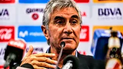 Un técnico y un exfutbolista: los posibles reemplazos de Oblitas. (Foto: Getty Images)