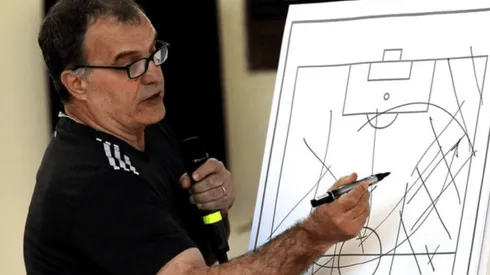 Marcelo Bielsa tuvo una conversación con la Selección Peruana