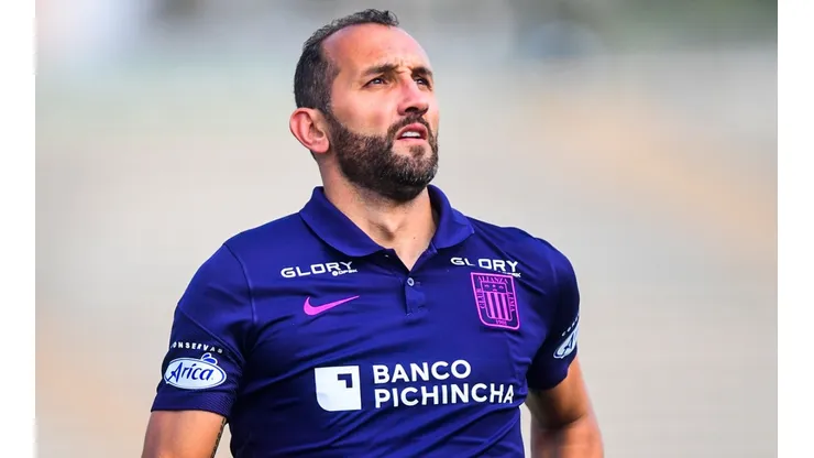 Hernán Barcos quiere seguir en Alianza Lima: “Por mí mañana firmo por dos años más”. (Foto: Liga de Fútbol Profesional)