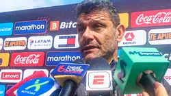 El DT brindó declaraciones tras el triunfo de la Bicolor.