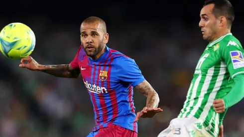 Dani Alves busca nuevo club