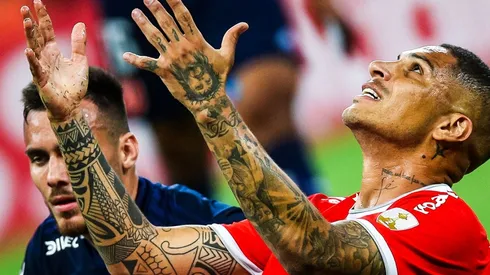 Luchando contra el tiempo: cuál es la fecha límite para que Guerrero consiga club. (Foto: Getty Images)