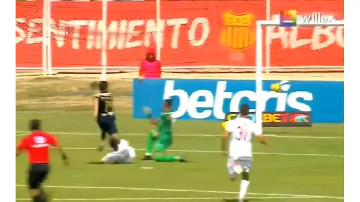 Lo gana Alianza Lima: Cristian Benavente pone el 1-0 con definición perfecta