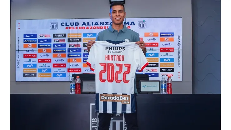 Paolo Hurtado volvió a Alianza