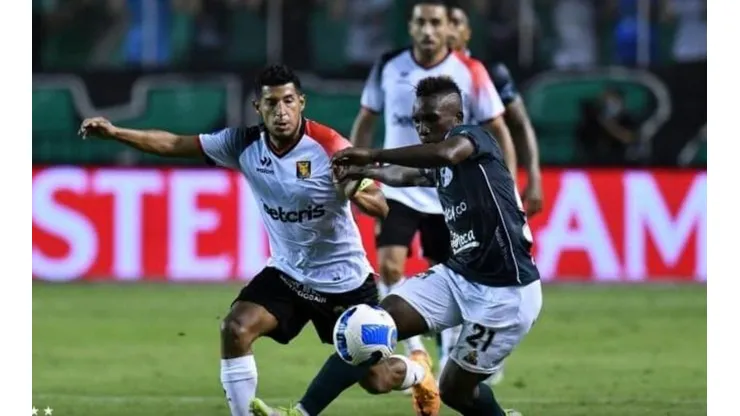 Melgar define la serie en calidad de local