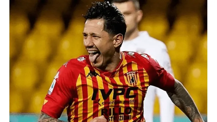 Sale al Cagliari: Benevento confirmó reemplazo de Gianluca Lapadula