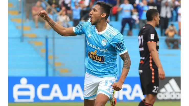 Christofer Gonzáles sigue sonando en Banfield, pese a que en Sporting Cristal no están interesados en venderlo. Foto: Andina