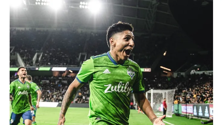 Raúl Ruidíaz anotó un doblete ante Vancouvers y fue considerado en el once ideal de la semana. Foto: Andina