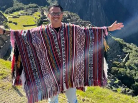 Gianluca Lapadula cantando 'Contigo Perú' luego de conocer Machu Picchu