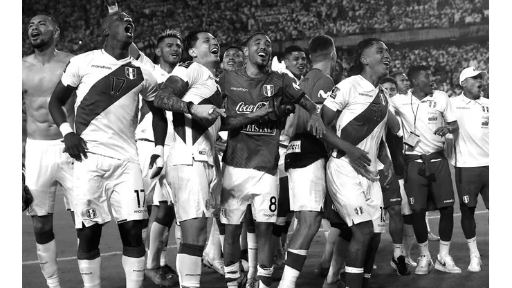 Siguen las malas noticias: La millonaria cifra que perdió Perú por no clasificar al Mundial Qatar 2022. (Foto: Getty Images)