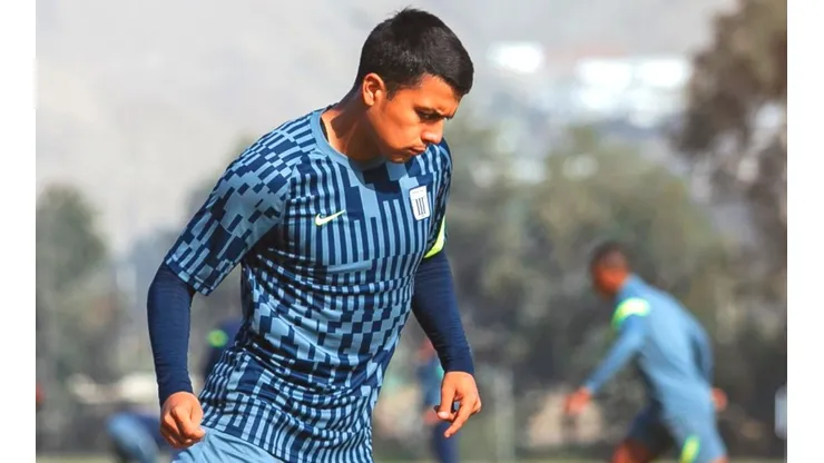 Jairo Concha: “Era muy difícil pelear por el Torneo Apertura. Aún queda el Clausura”. (Foto: Twitter Alianza Lima)