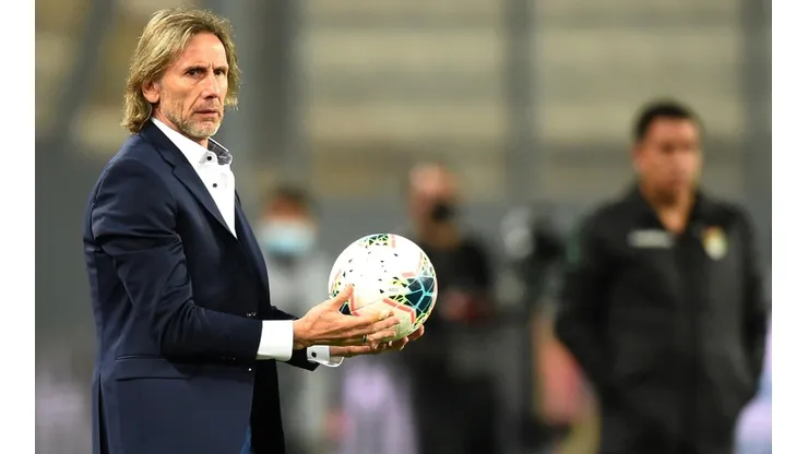 Gareca tiene la pelota en su poder