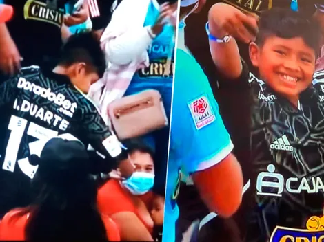 Alejandro Duarte entregó su camiseta a niño hincha de Sporting Cristal
