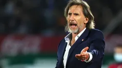 Juan Carlos Oblitas reveló cuál es la fecha límite para saber si Ricardo Gareca sigue o no en la Selección Peruana. (Foto: Getty Images)