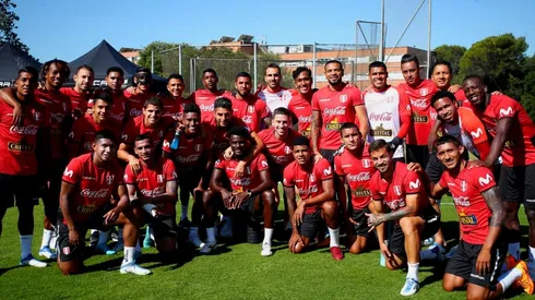 Los capitanes de la Selección Peruana: ¿quién vestirá la cinta ante Australia en el repechaje a Qatar 2022? (Foto: Twitter Selección Peruana)