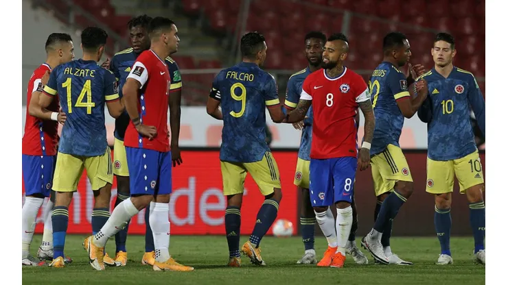 Se unen contra Perú: chilenos y colombianos piden triunfo de Australia