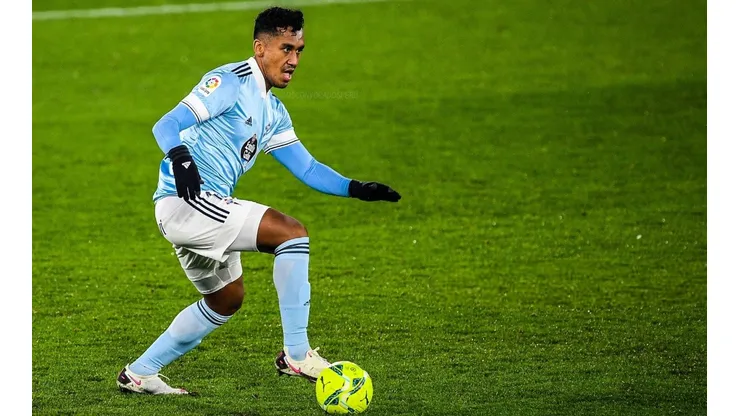 Renato Tapia se encontraría en la lista de jugadores transferibles del Celta de Vigo. Foto: Getty