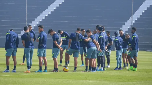 Un día regresó: Jefferson Farfán formó parte de los entrenamientos de Alianza Lima