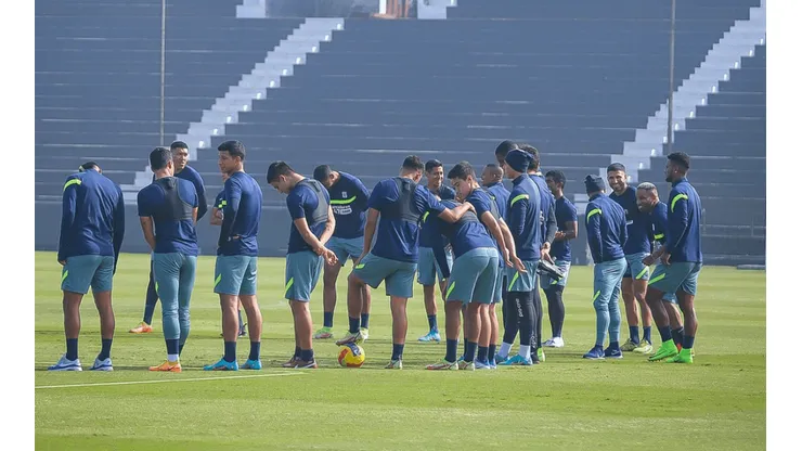 Un día regresó: Jefferson Farfán formó parte de los entrenamientos de Alianza Lima