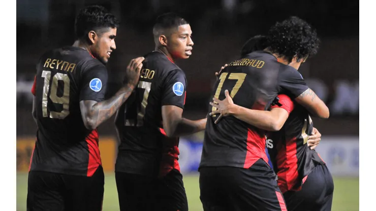 Melgar sigue vivo en la Sudamericana