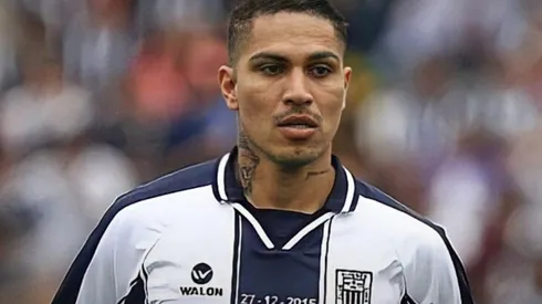 Guerrero jugando por Alianza Lima