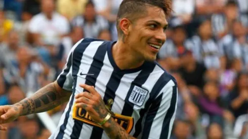 Paolo Guerrero quiere firmar en Alianza