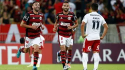 Sporting Cristal no pudo quedar tercero en el Grupo H y Universidad Católica clasificó a la Conmebol Sudamericana. Foto: Getty