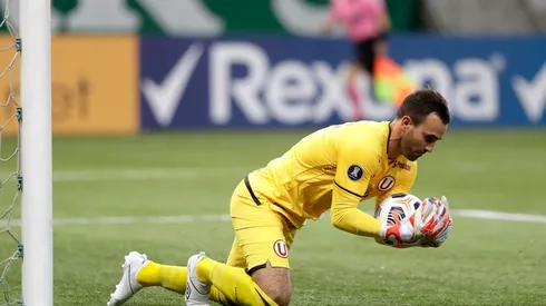 José Carvallo mostró su deseo de que el actual técnico interino de Universitario se quede más tiempo. Foto: Getty