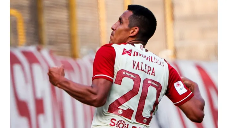 Alex Valera le dio el triunfo a Universitario ante Alianza Atlético. (Foto: Twitter Universitario)