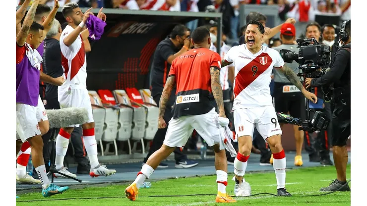 Selección Peruana tras vencer a Paraguay por las Eliminatorias Sudamericanas. (Foto: Getty Images)