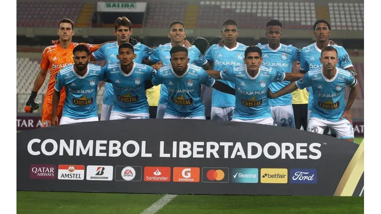 El once de Roberto Mosquera para enfrentar a Universidad Católica en la Copa Libertadores. Foto: Getty