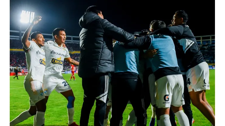 Sporting Cristal se mide ante Talleres de Córdoba este martes. (Foto: Twitter Sporting Cristal)