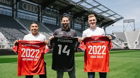 Claudio Pizarro y Edison Flores, autores de las postales que promocionan el amistoso entre DC United vs. Bayern Munich. Foto: DC United