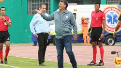 Carlos Bustos molesto por los penales: "A otros equipos les cobran penales con facilidad"